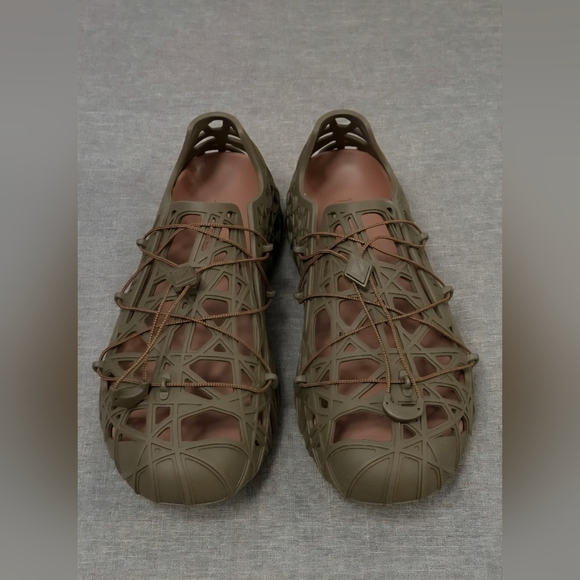 DIOR Men Slip On Rubber - Picture 2 of 4